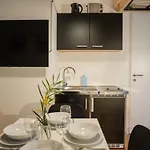 Cosy Box For 4 At Boxhagener Platz Διαμέρισμα