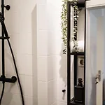 Cosy Box For 4 At Boxhagener Platz *