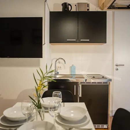 Cosy Box For 4 At Boxhagener Platz Apartment