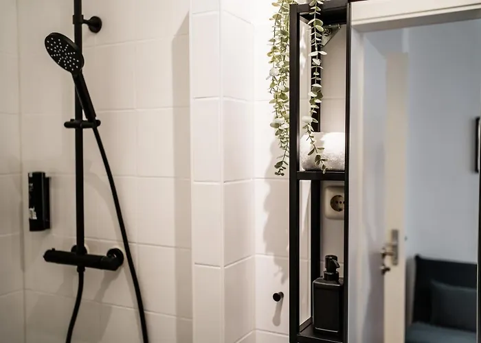 Cosy Box For 4 At Boxhagener Platz *